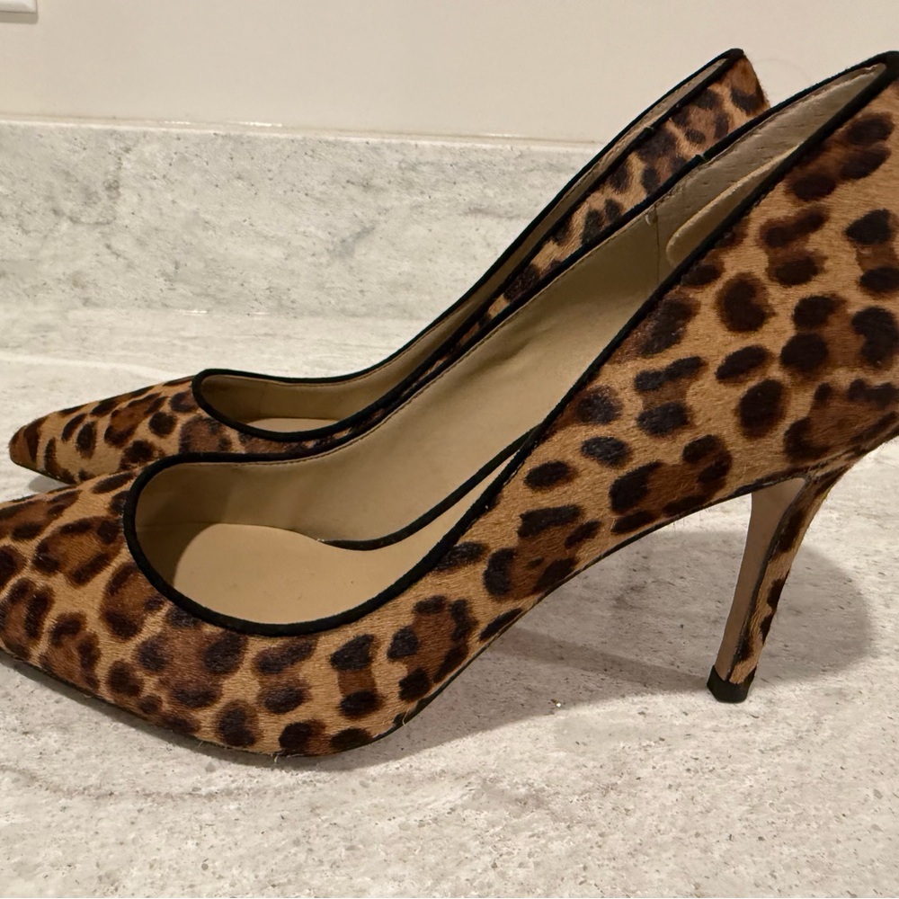 Ann Taylor Leopard Print Calfskin Heels - Picture 3 of 6